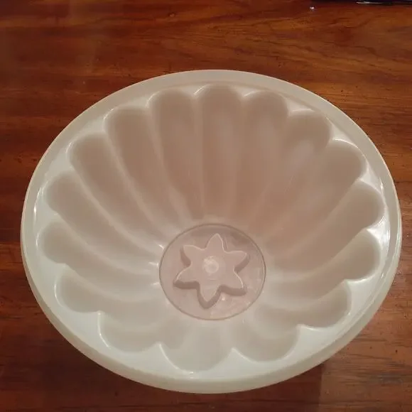 VINTAGE TUPPERWARE JELLO ICE MOLD USED - Picture 10 of 10